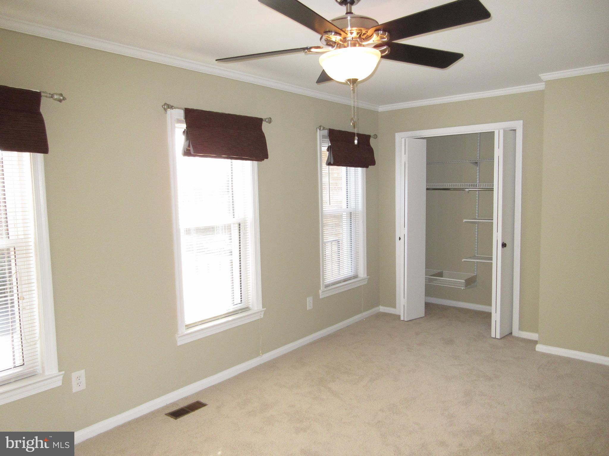 OLD TOWN - Residential Lease