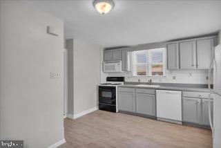34 W BROAD STREET