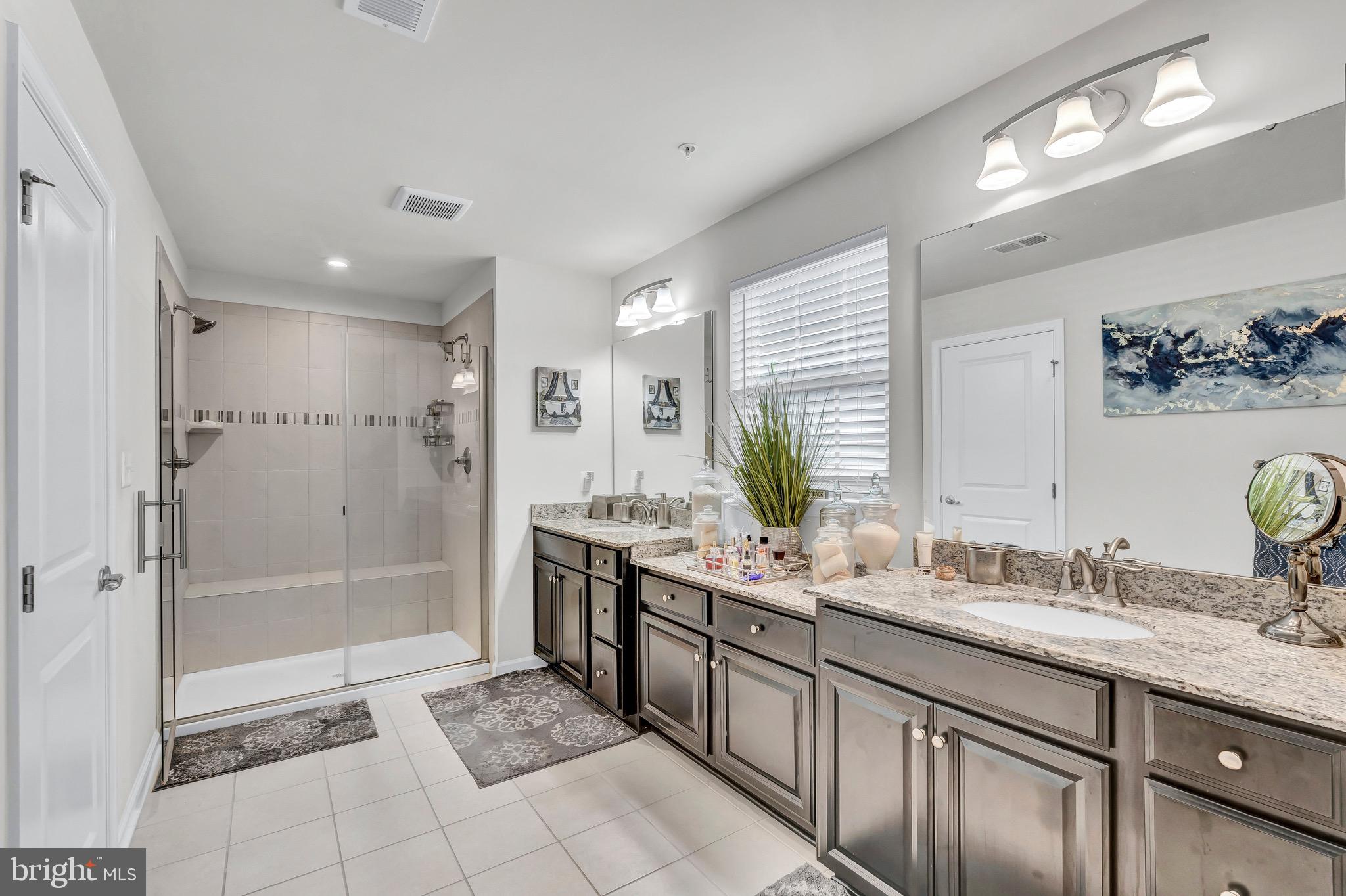 BALMORAL-PLAT 10> - Residential