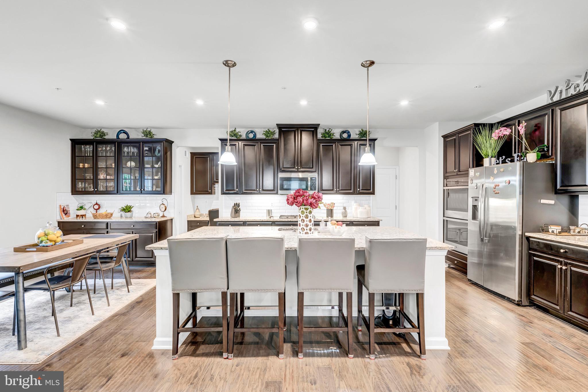 BALMORAL-PLAT 10> - Residential