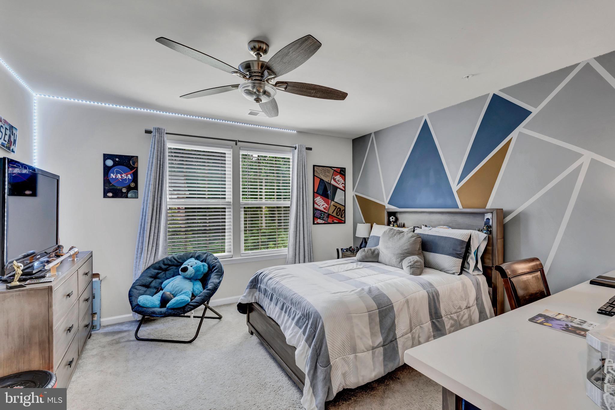 BALMORAL-PLAT 10> - Residential