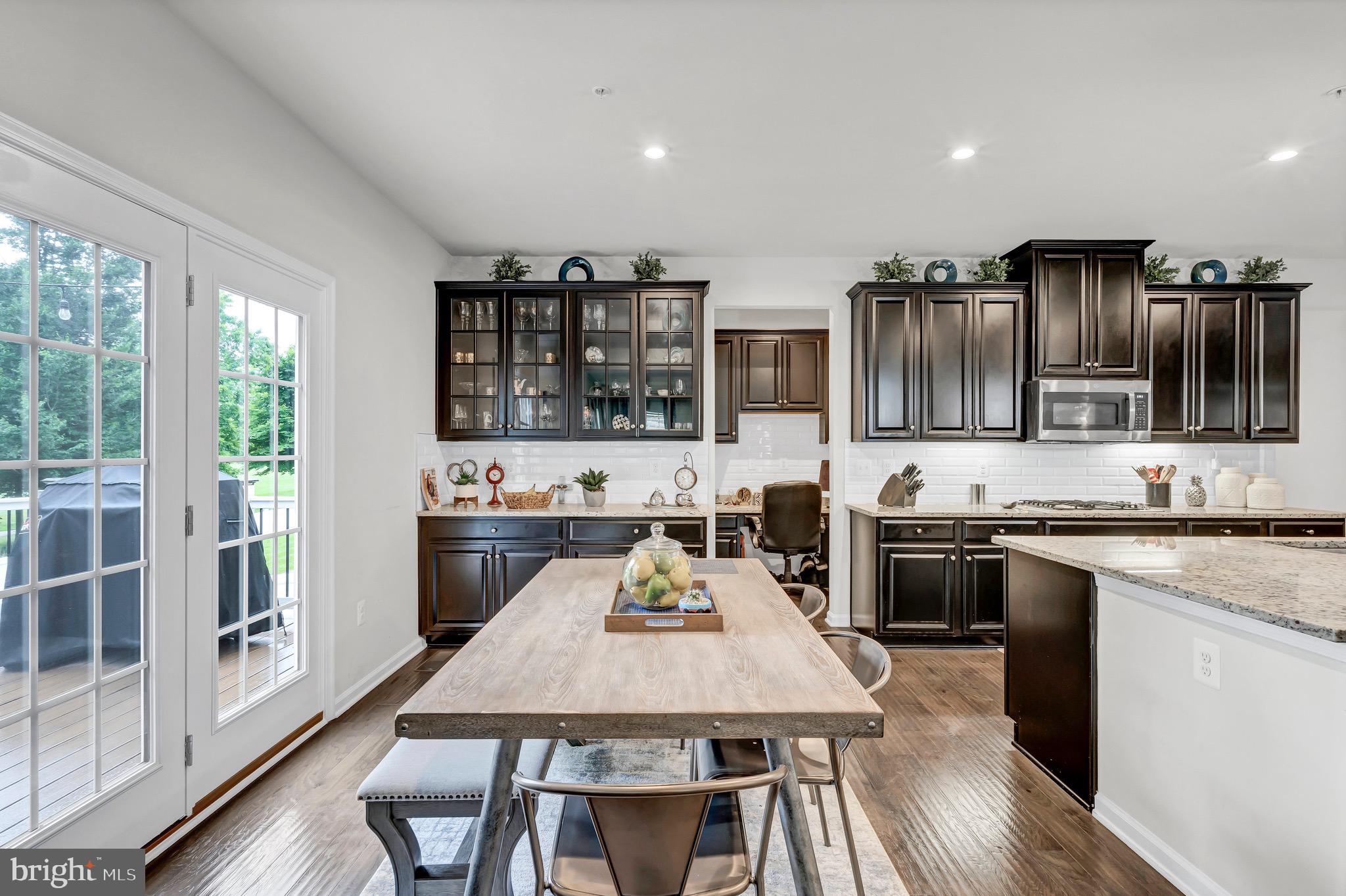 BALMORAL-PLAT 10> - Residential