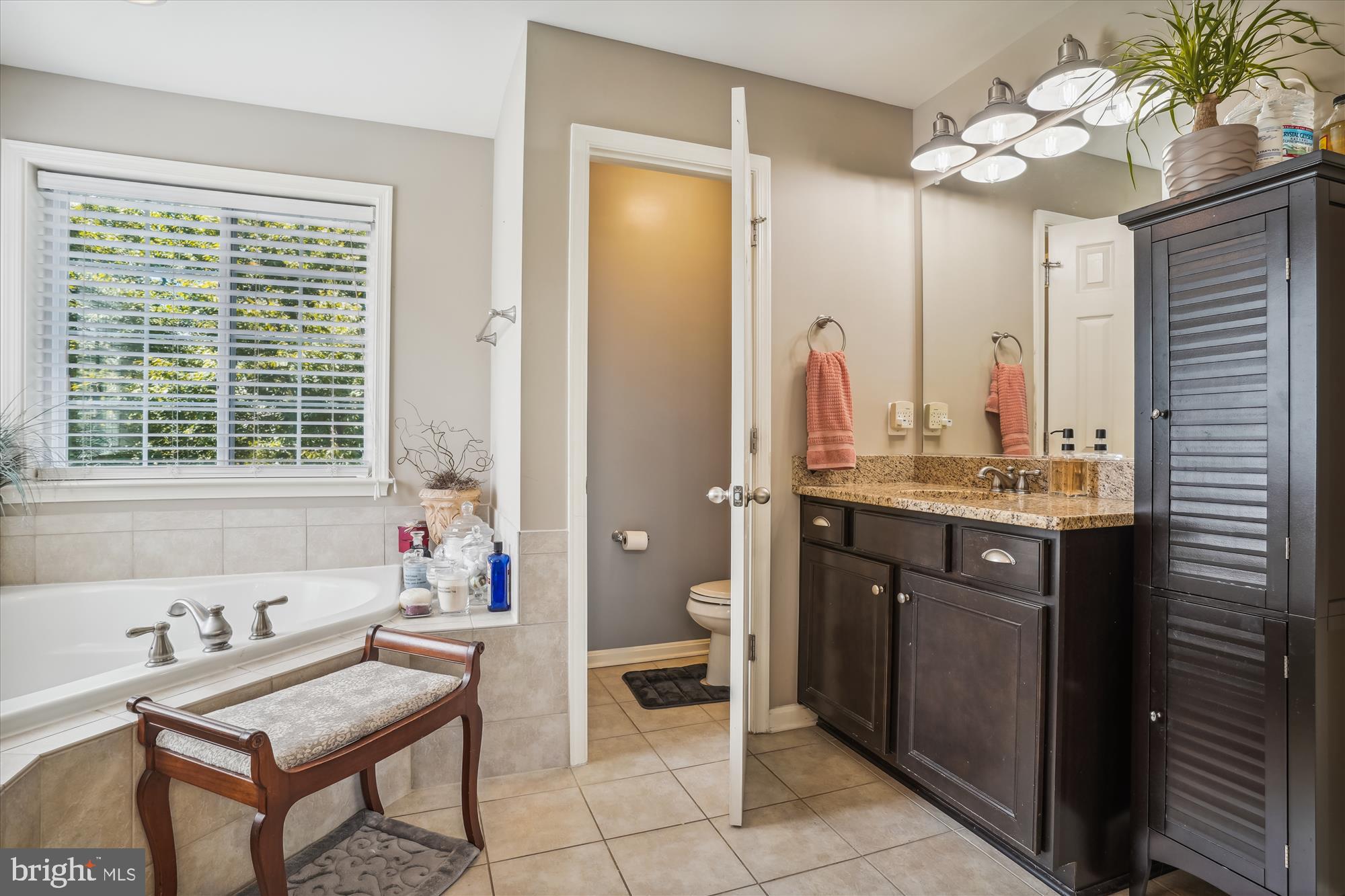 BEREA KNOLLS - Residential