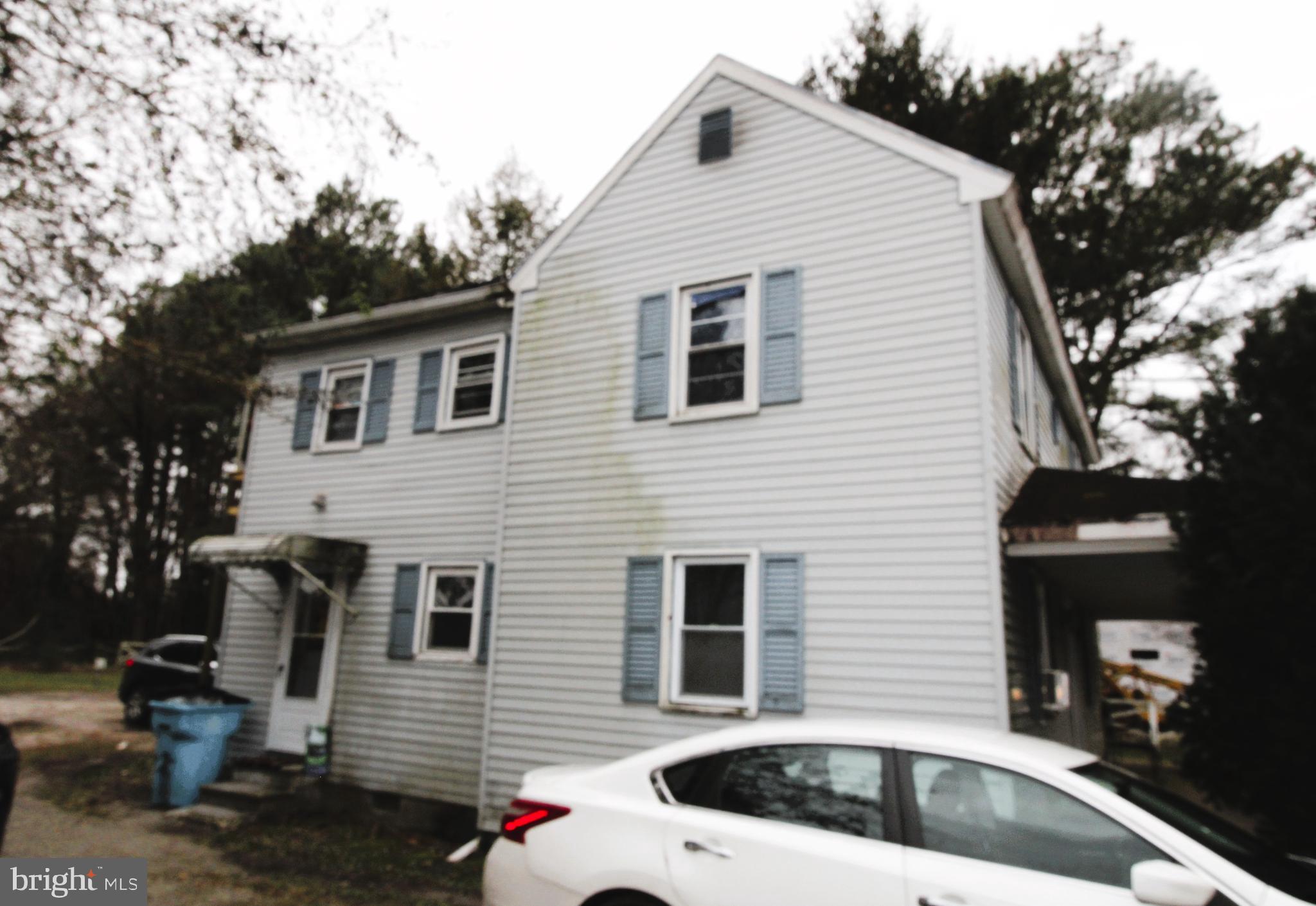 Sold "AS IS". Lead certificate available. Both units are under a lease. Unit A lease until May 31, 2024 and unit B until Sept. 30, 2024. Recent 2019 all new septic. Both units have separate electric, pantries, and two exits each. Both units have washer/dryer hook ups and eat in kitchens. Unit A is 3 bedrooms and Unit B is a two bedroom.
Great location with quick access to route 50 or 13. Close to mall and eateries. Plenty of off street parking and nice size front and rear yard. This property has "Lead Reduction Certificates" see documents. See documents for the recent septic specifications.