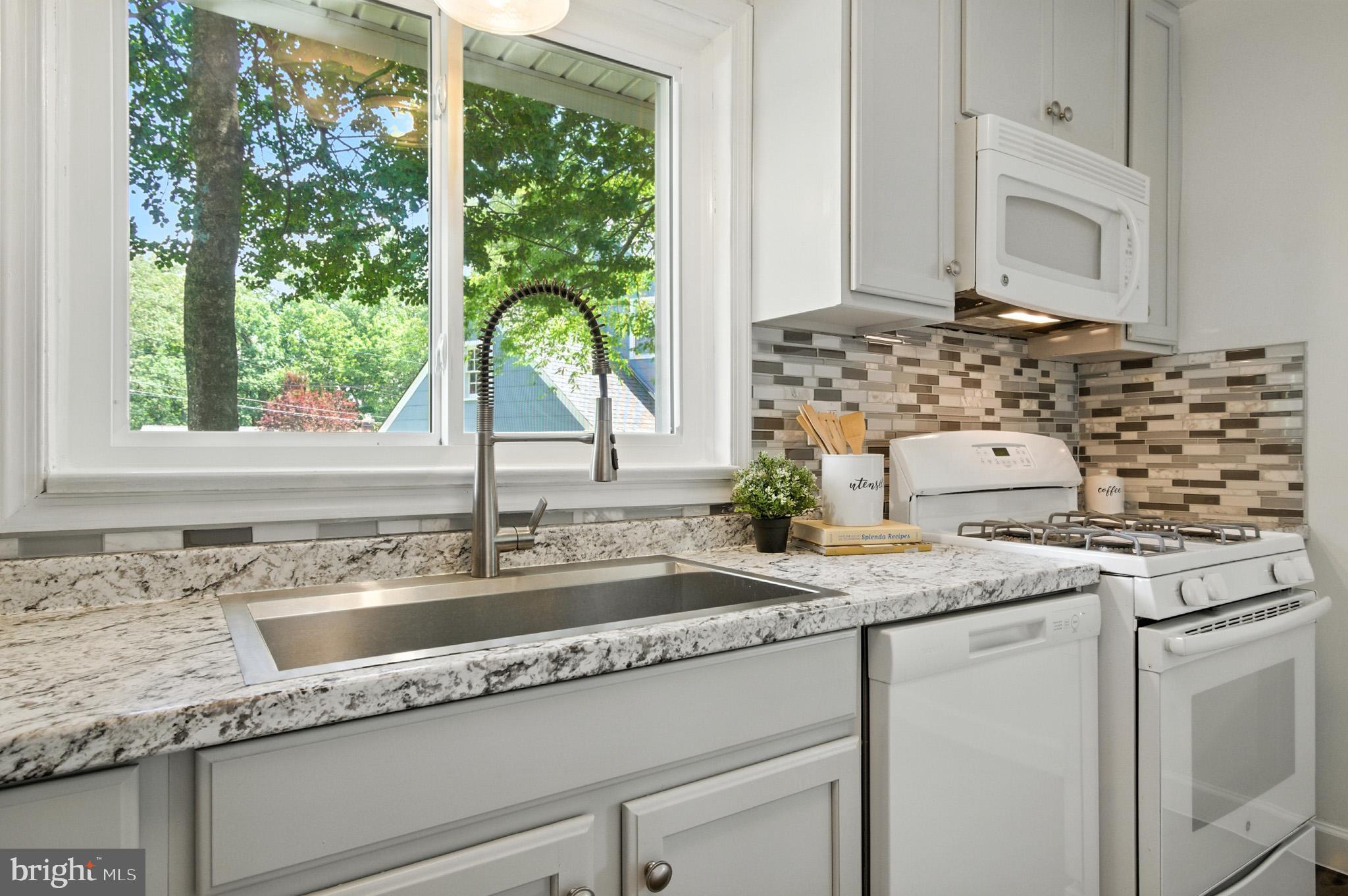 HIGHLAND VIEW - Residential