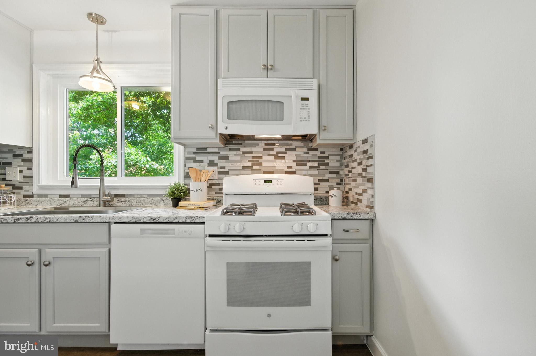 HIGHLAND VIEW - Residential