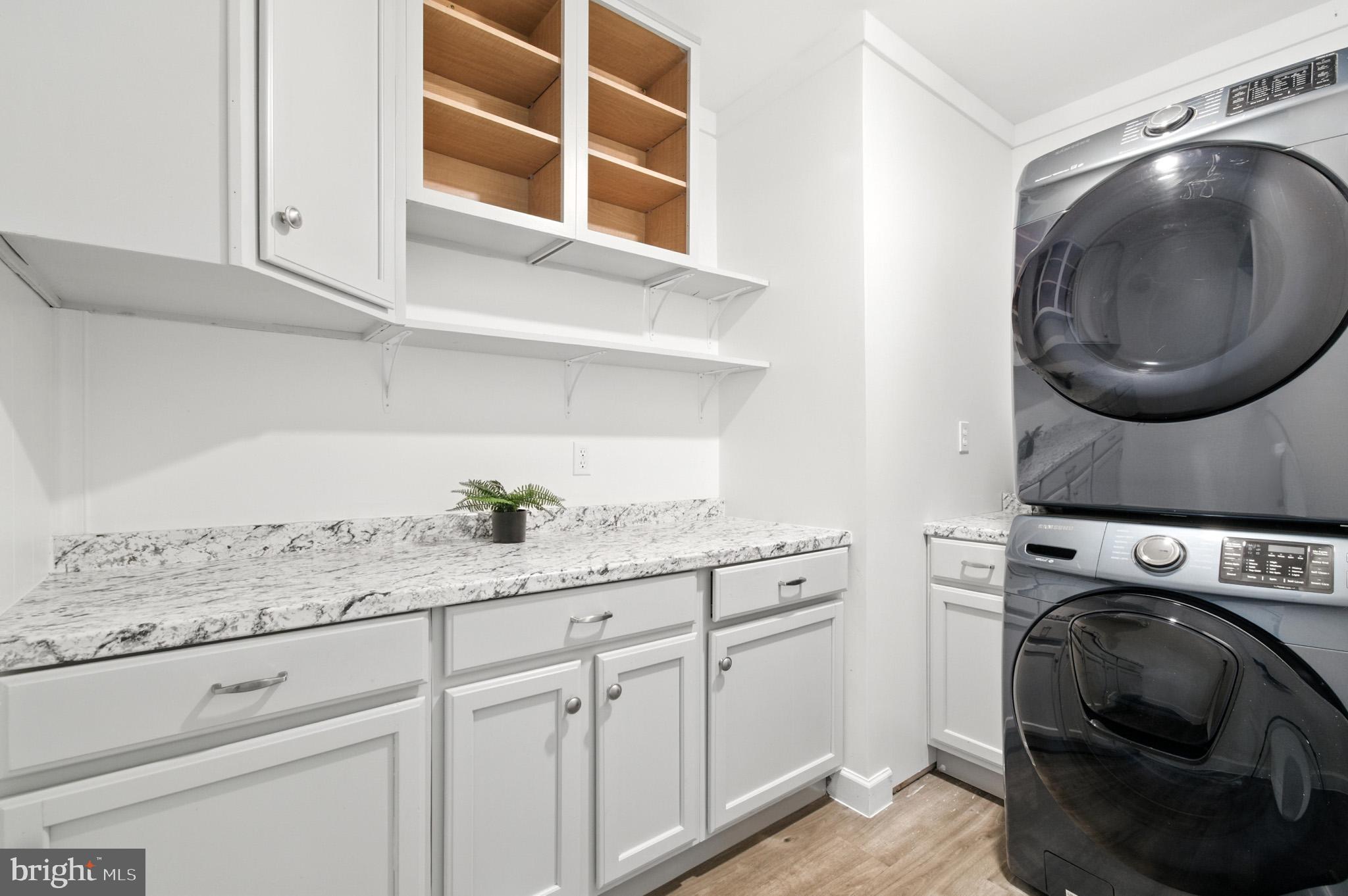 HIGHLAND VIEW - Residential