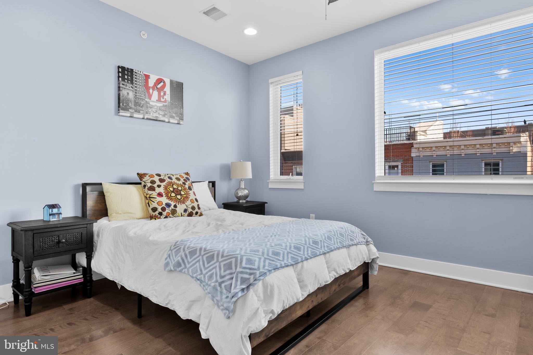 OLDE KENSINGTON - Residential