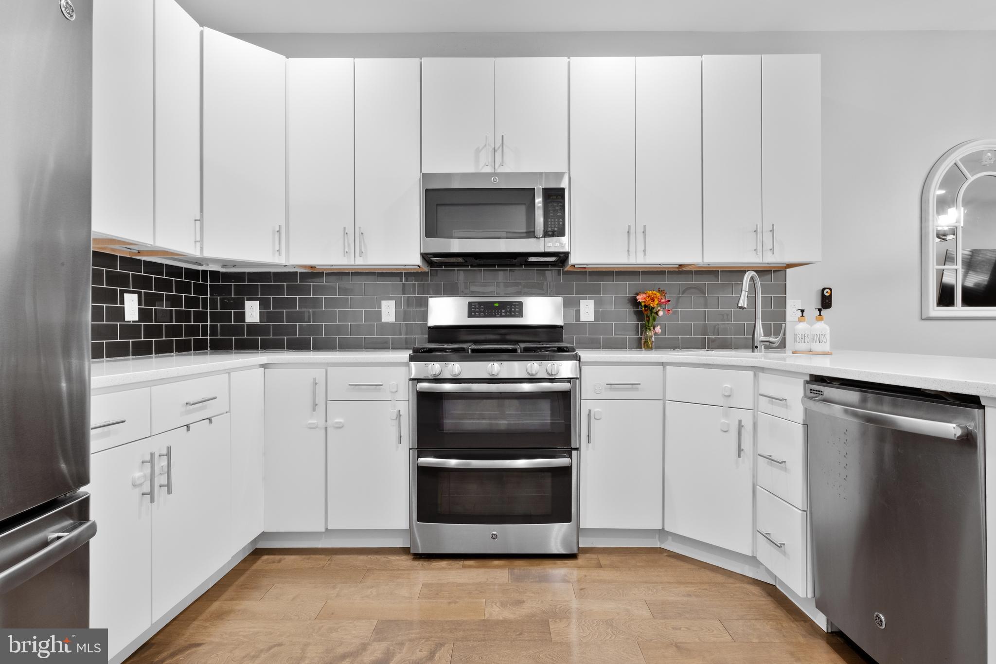 OLDE KENSINGTON - Residential