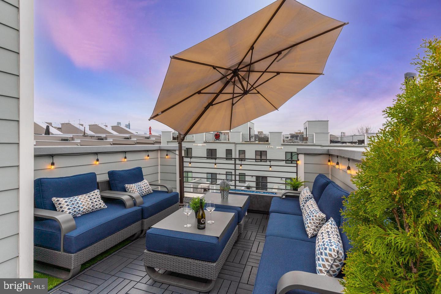 OLDE KENSINGTON - Residential