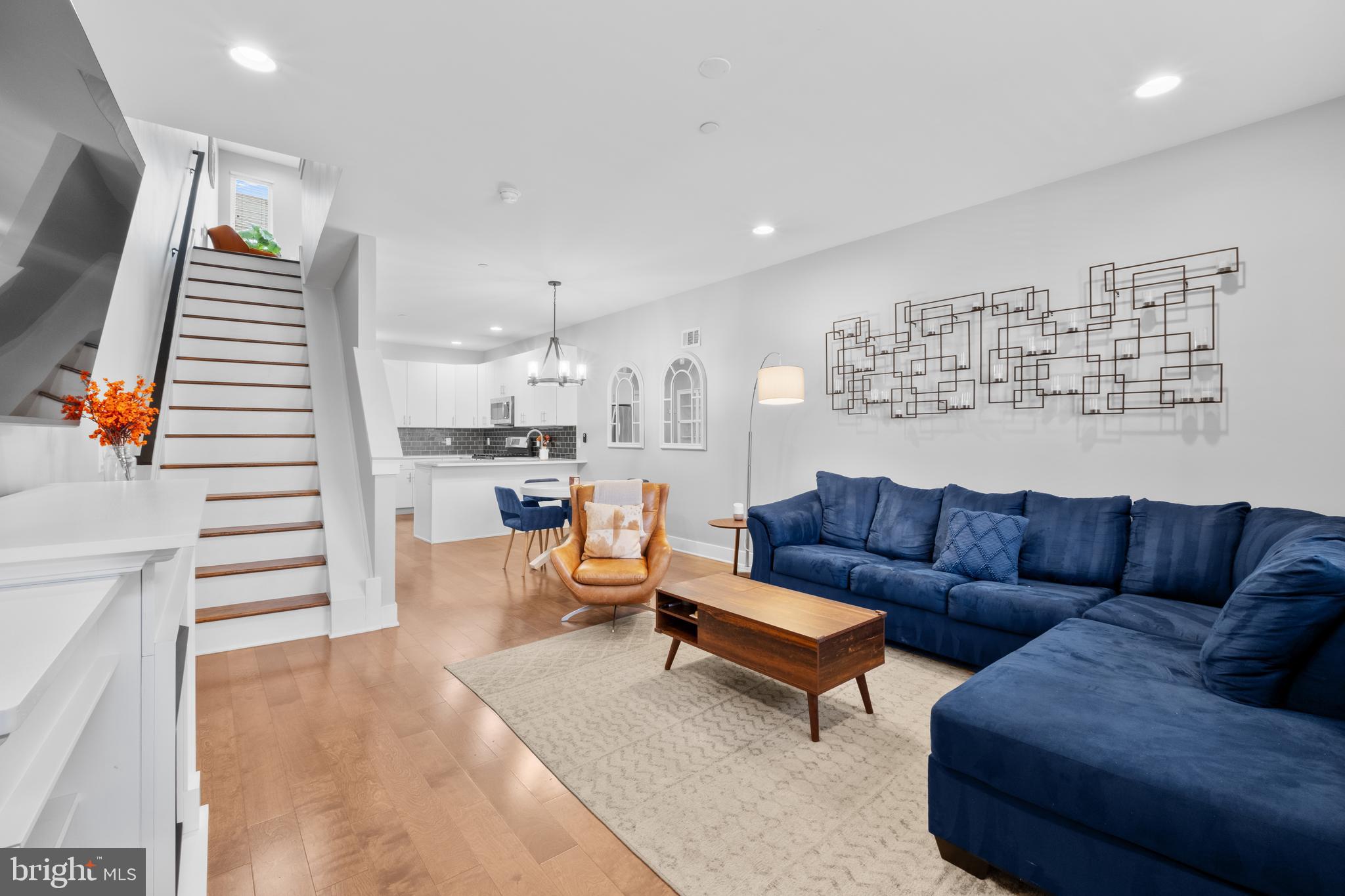 OLDE KENSINGTON - Residential