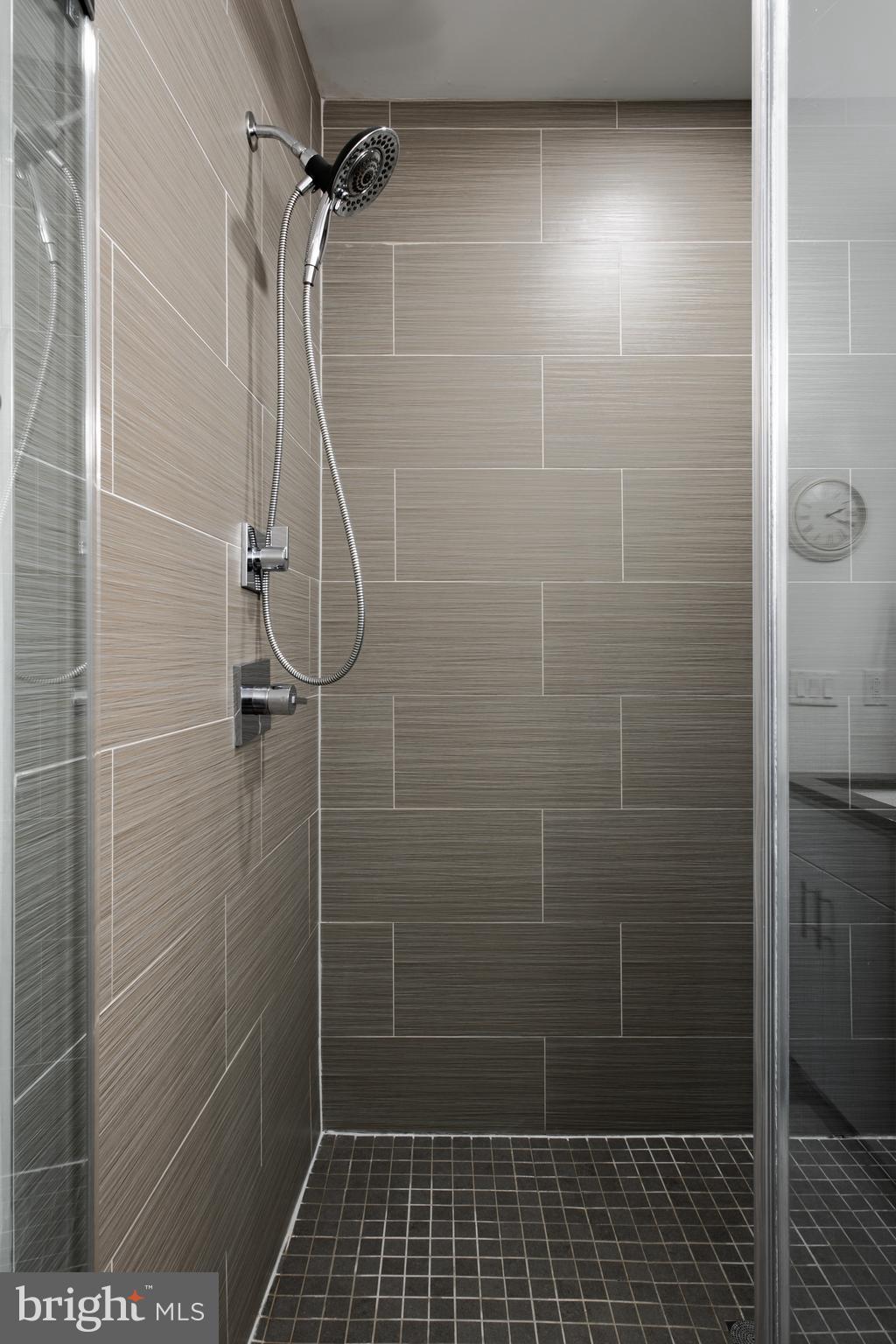 OLDE KENSINGTON - Residential