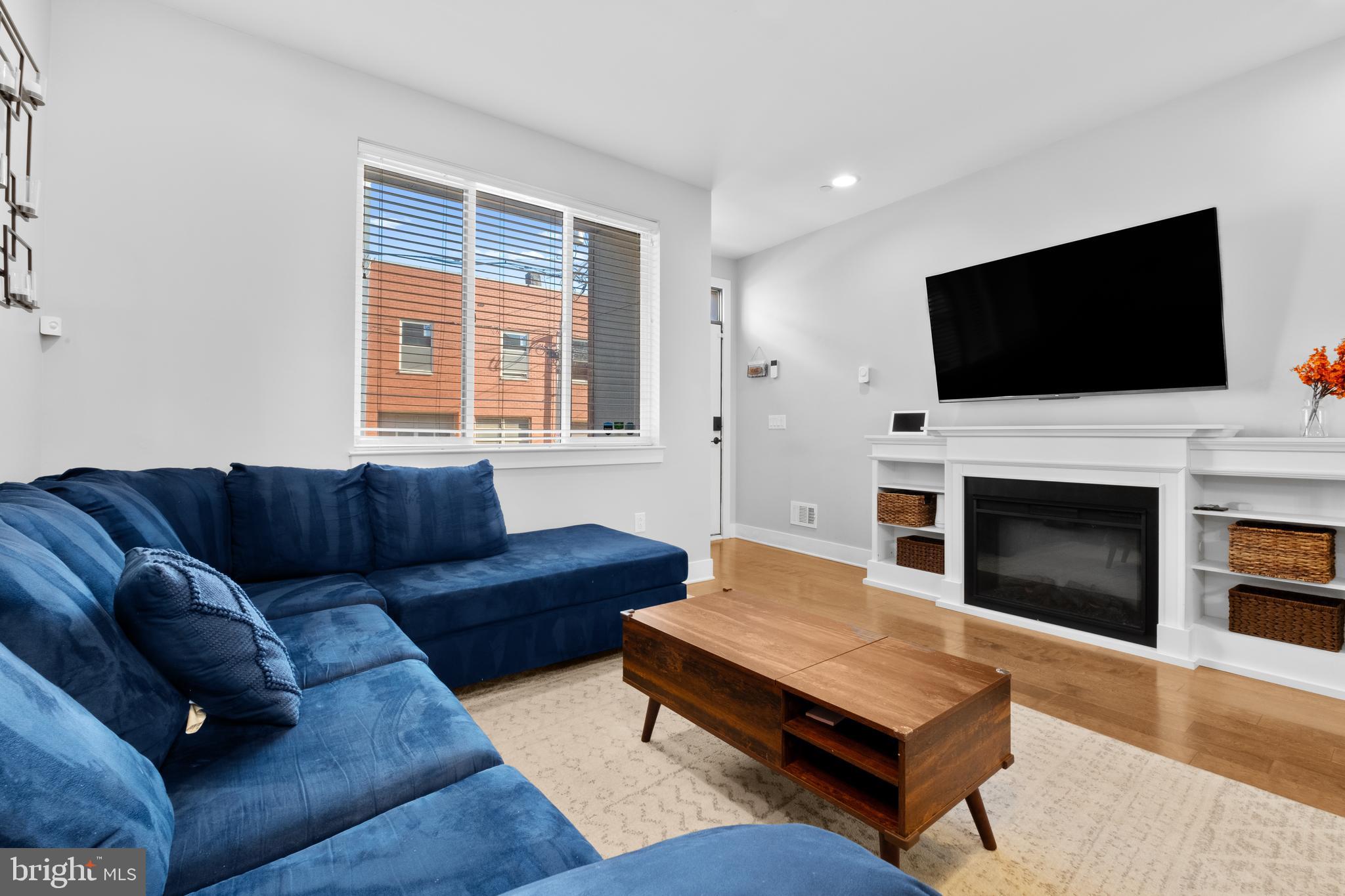 OLDE KENSINGTON - Residential