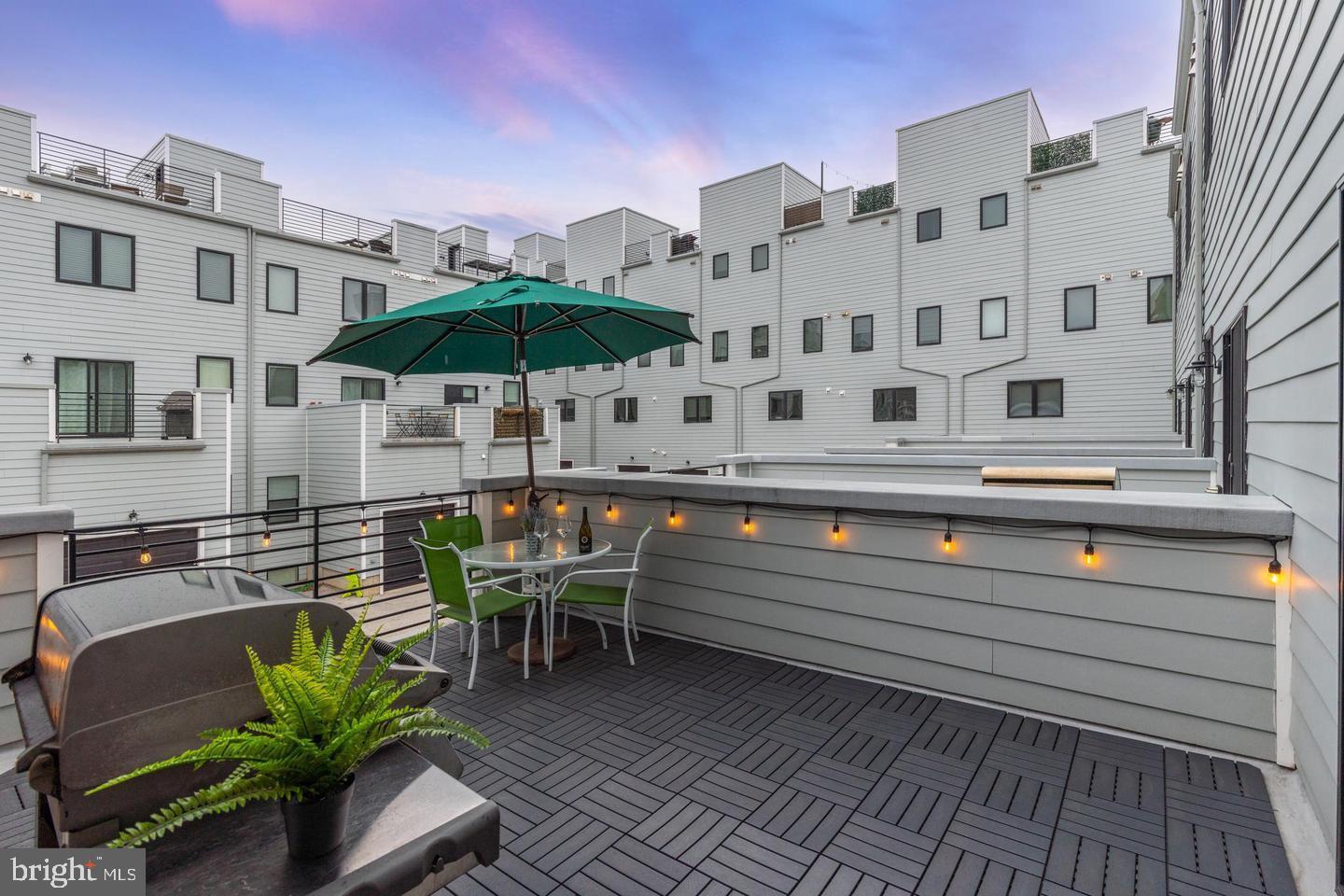 OLDE KENSINGTON - Residential