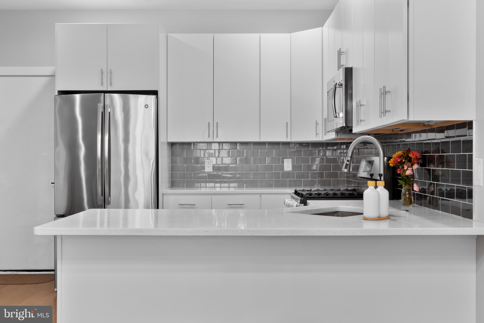 OLDE KENSINGTON - Residential