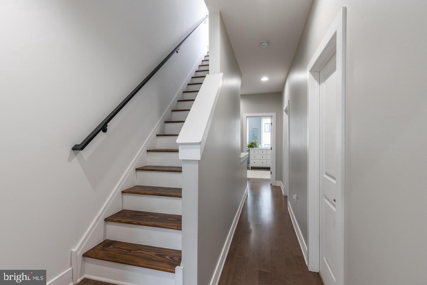 OLDE KENSINGTON - Residential