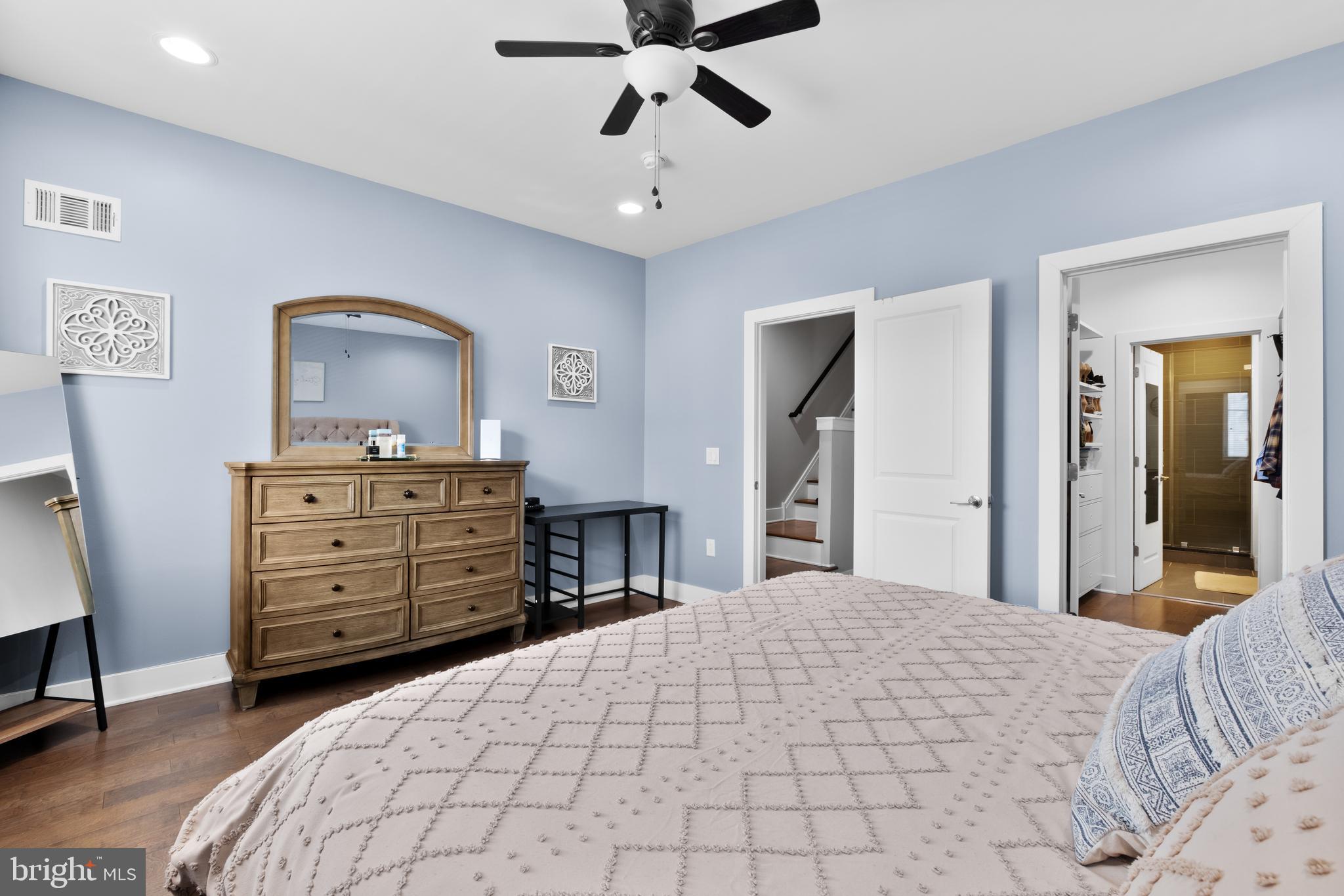 OLDE KENSINGTON - Residential