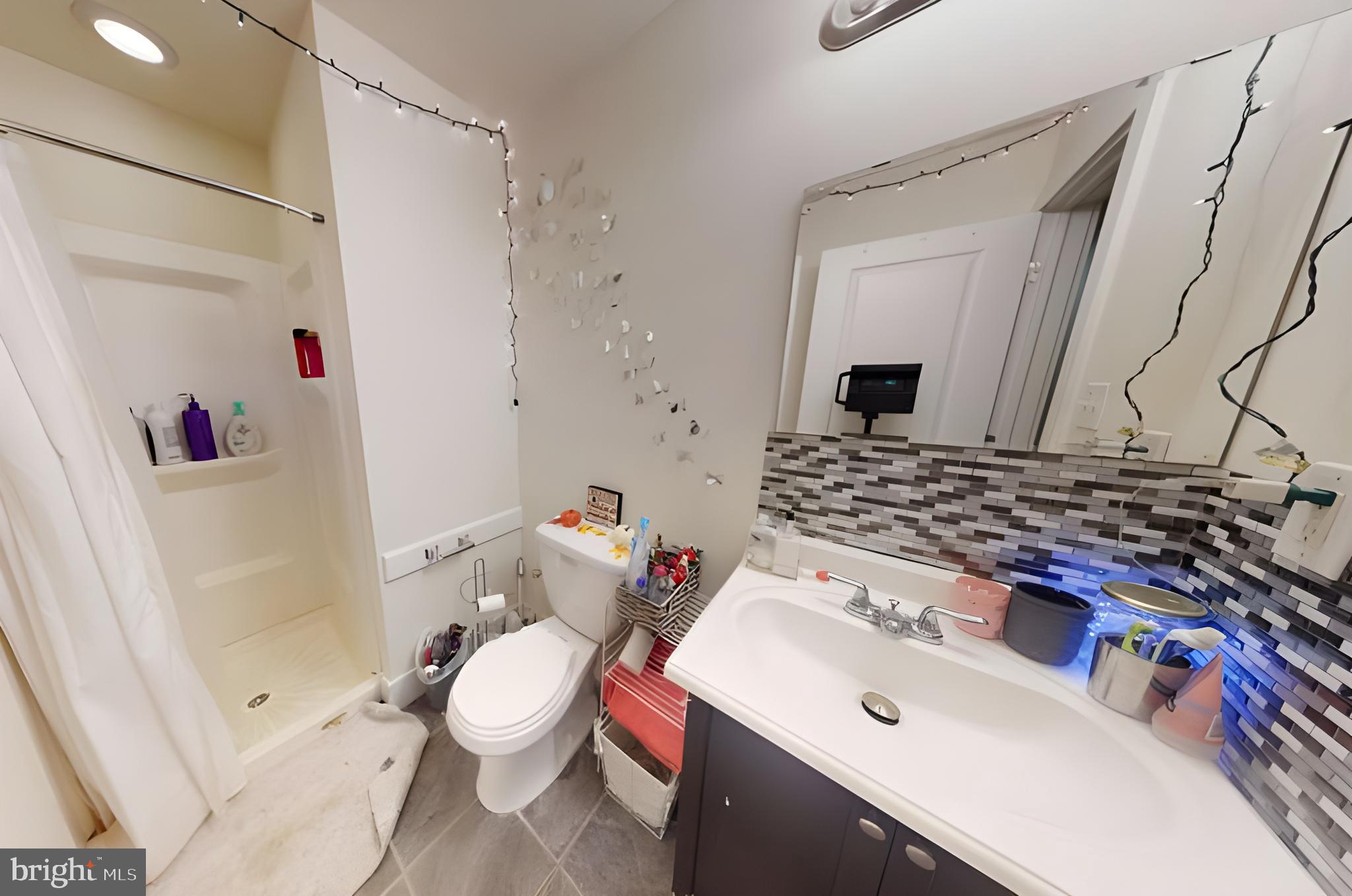 NORTH CENTRAL - Residential Lease