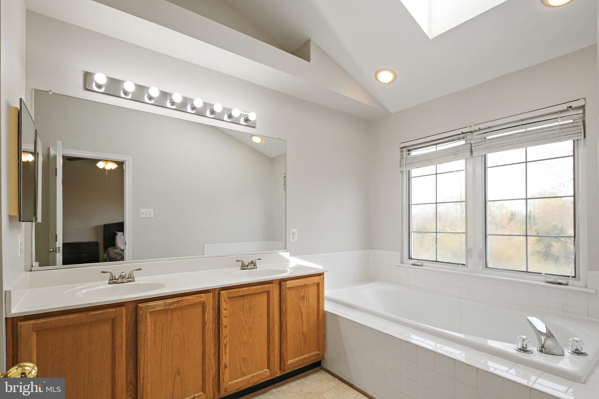 ARBORSIDE AT KENDALL RIDGE - Residential