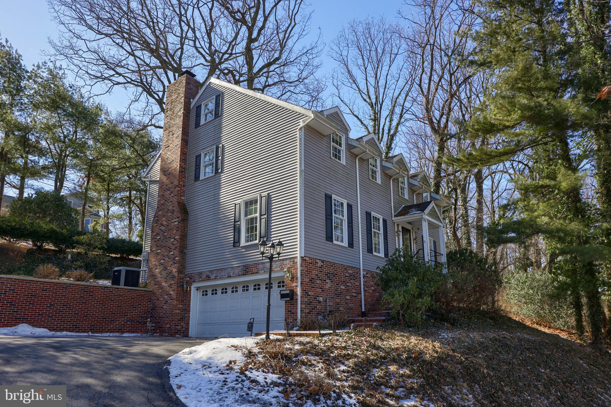 153 WOODLAND ROAD