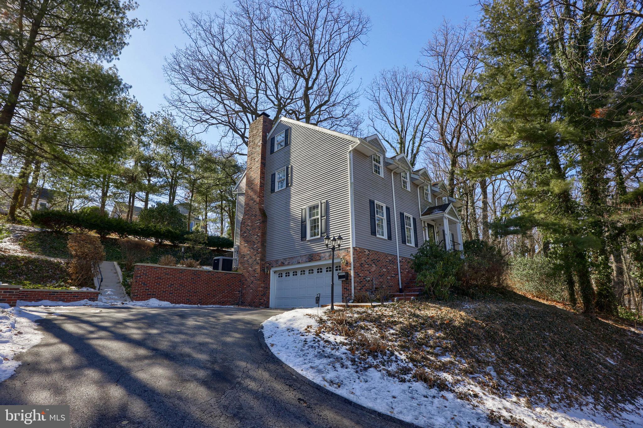 153 WOODLAND ROAD