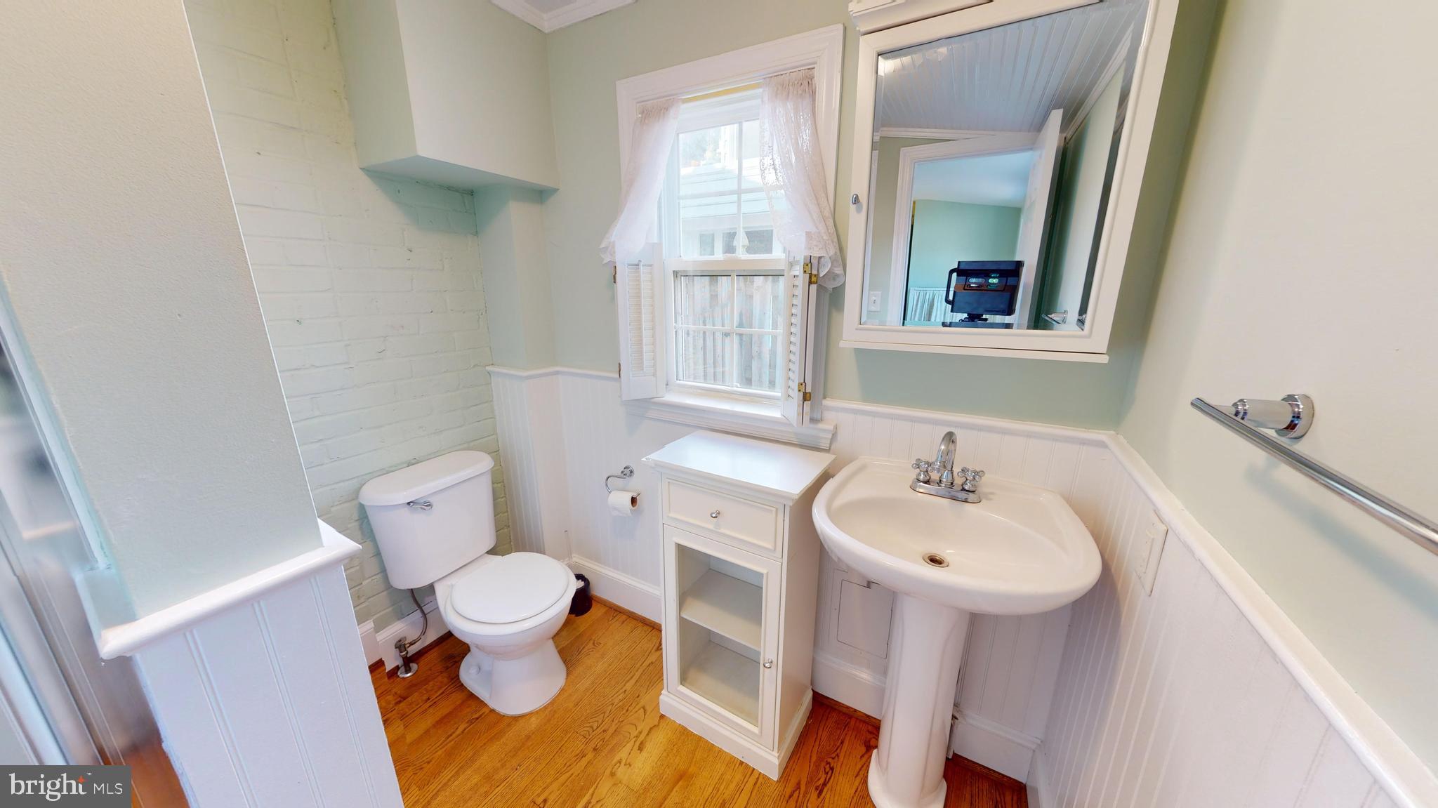 NEW ALEXANDRIA - Residential Lease