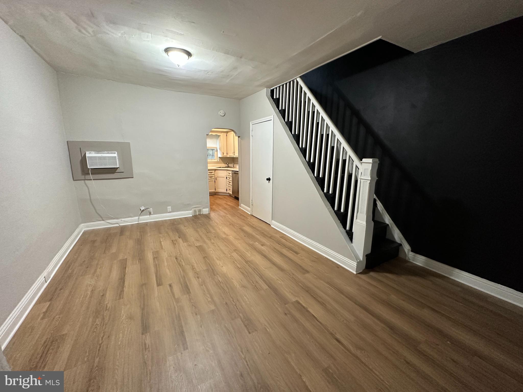 POINT BREEZE - Residential Lease