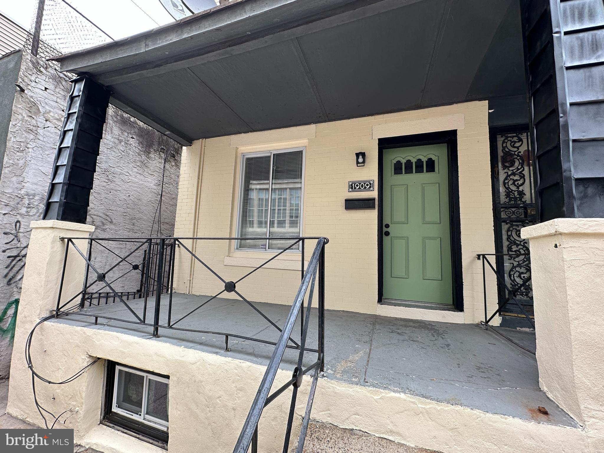 POINT BREEZE - Residential Lease