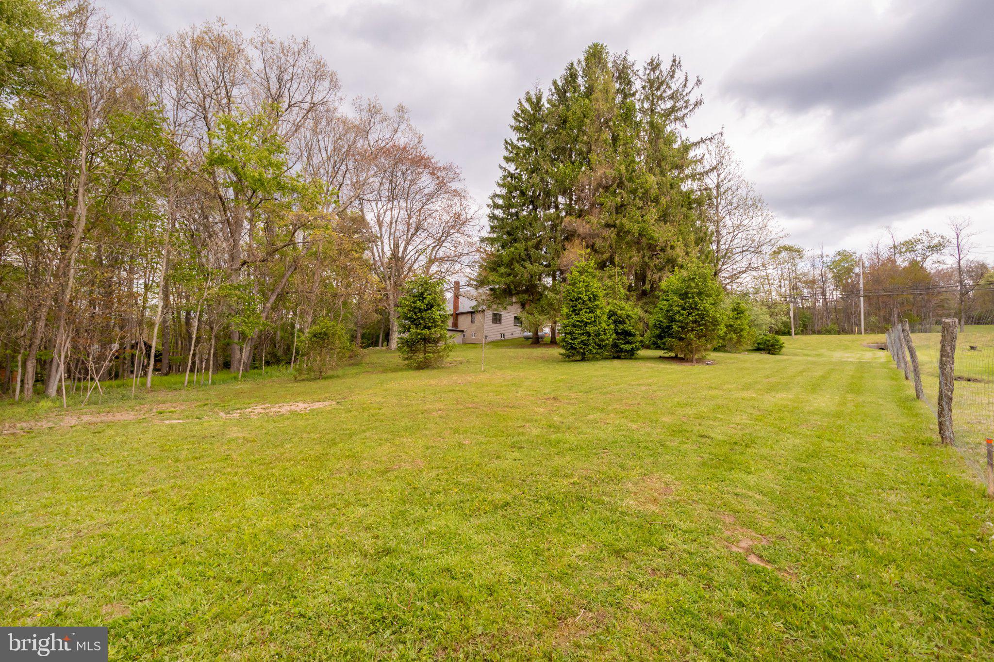 GARRETT HIGHWAY - Residential