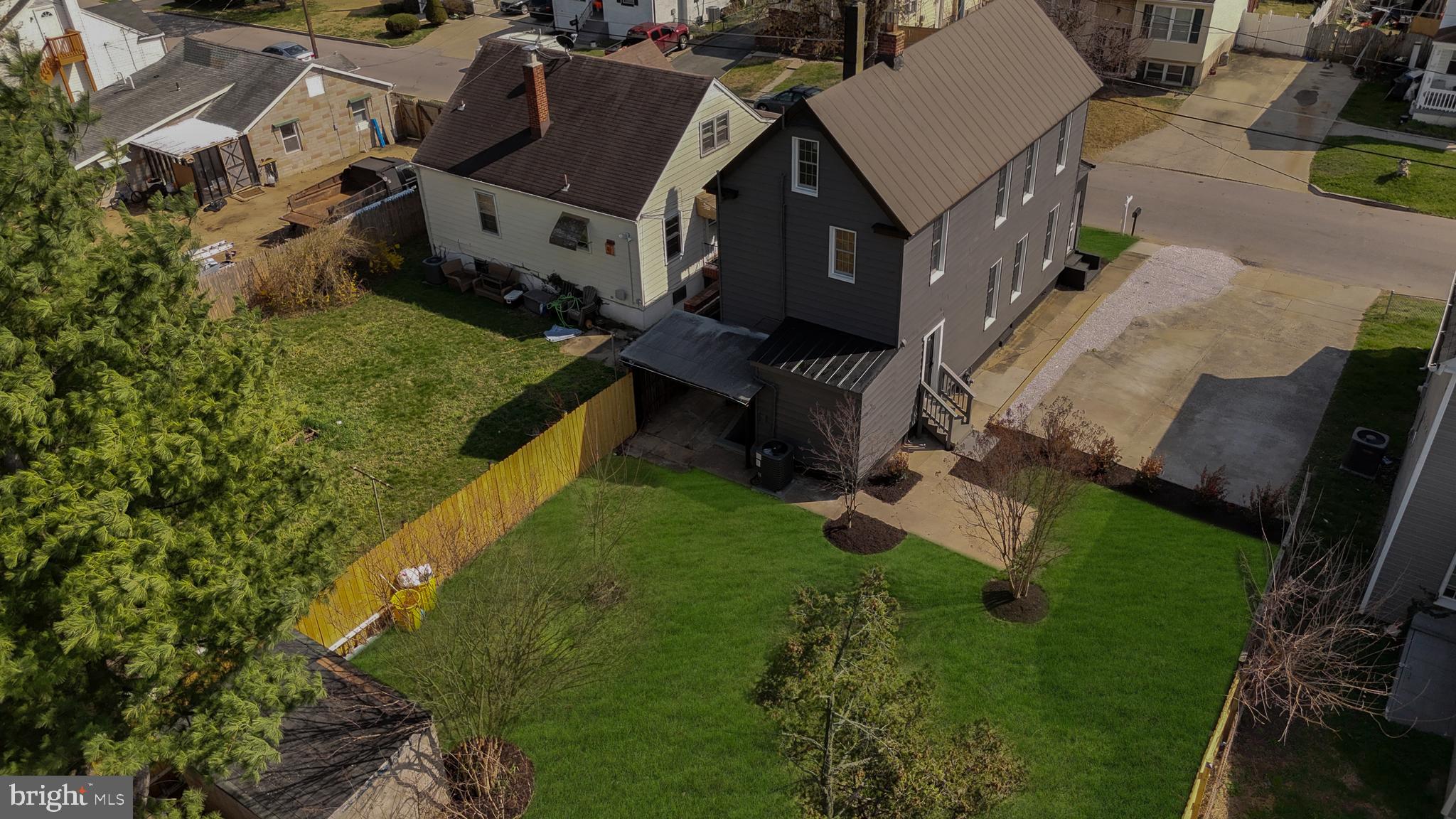 LANDSDOWNE - Residential