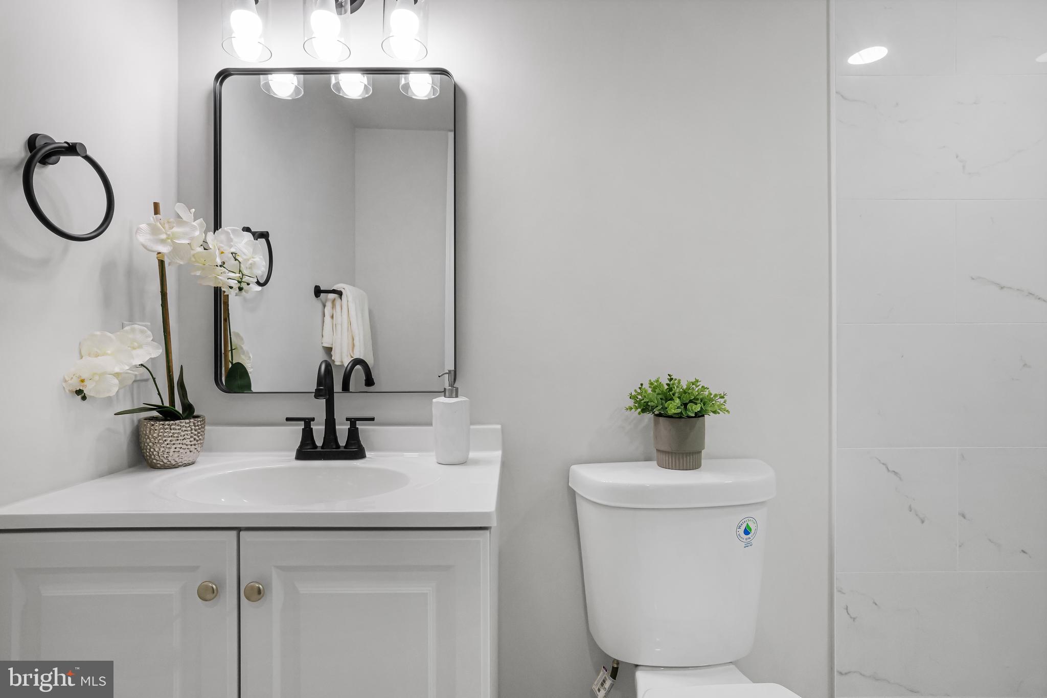 LANDSDOWNE - Residential