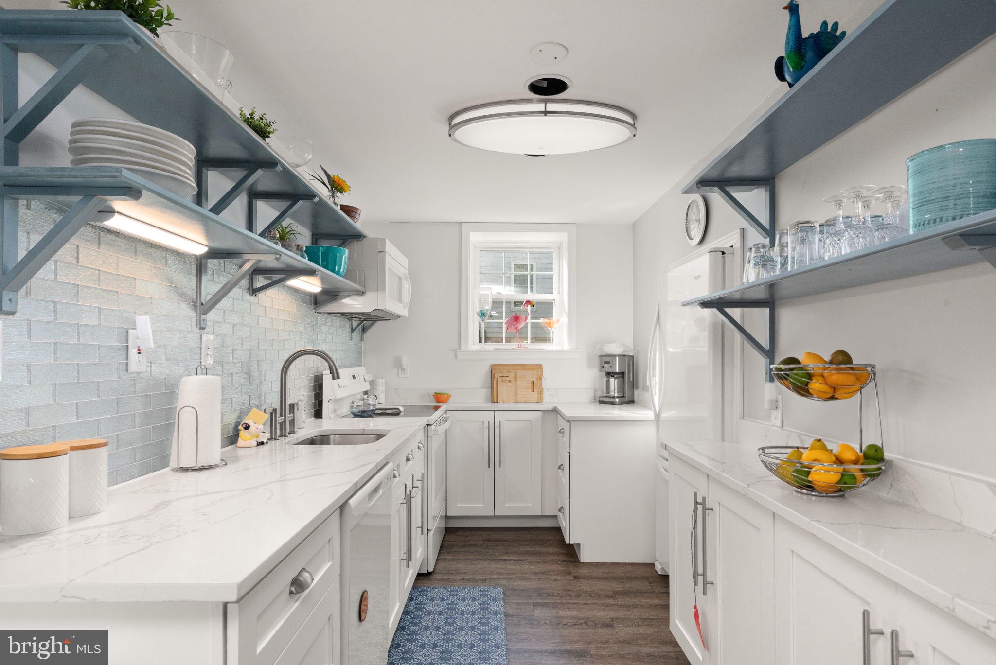 HUNTERS RUN - Residential