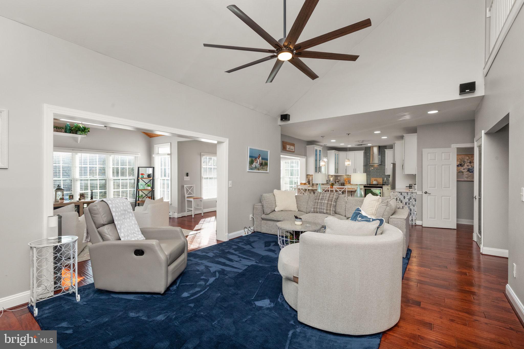 HUNTERS RUN - Residential