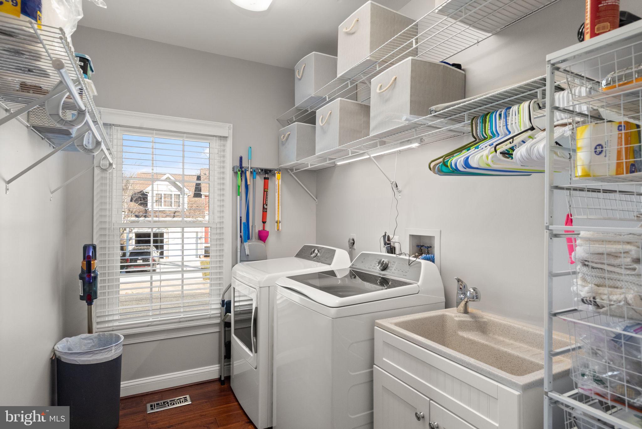 HUNTERS RUN - Residential