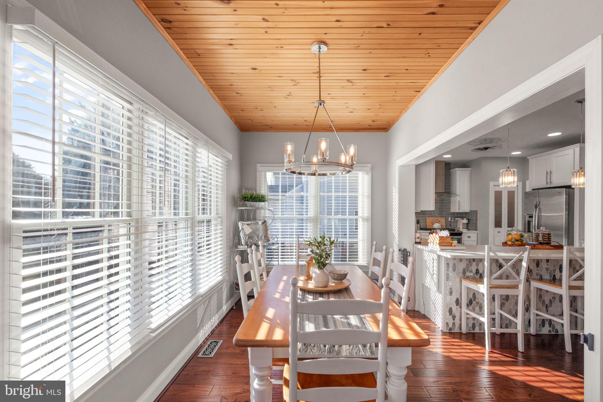 HUNTERS RUN - Residential