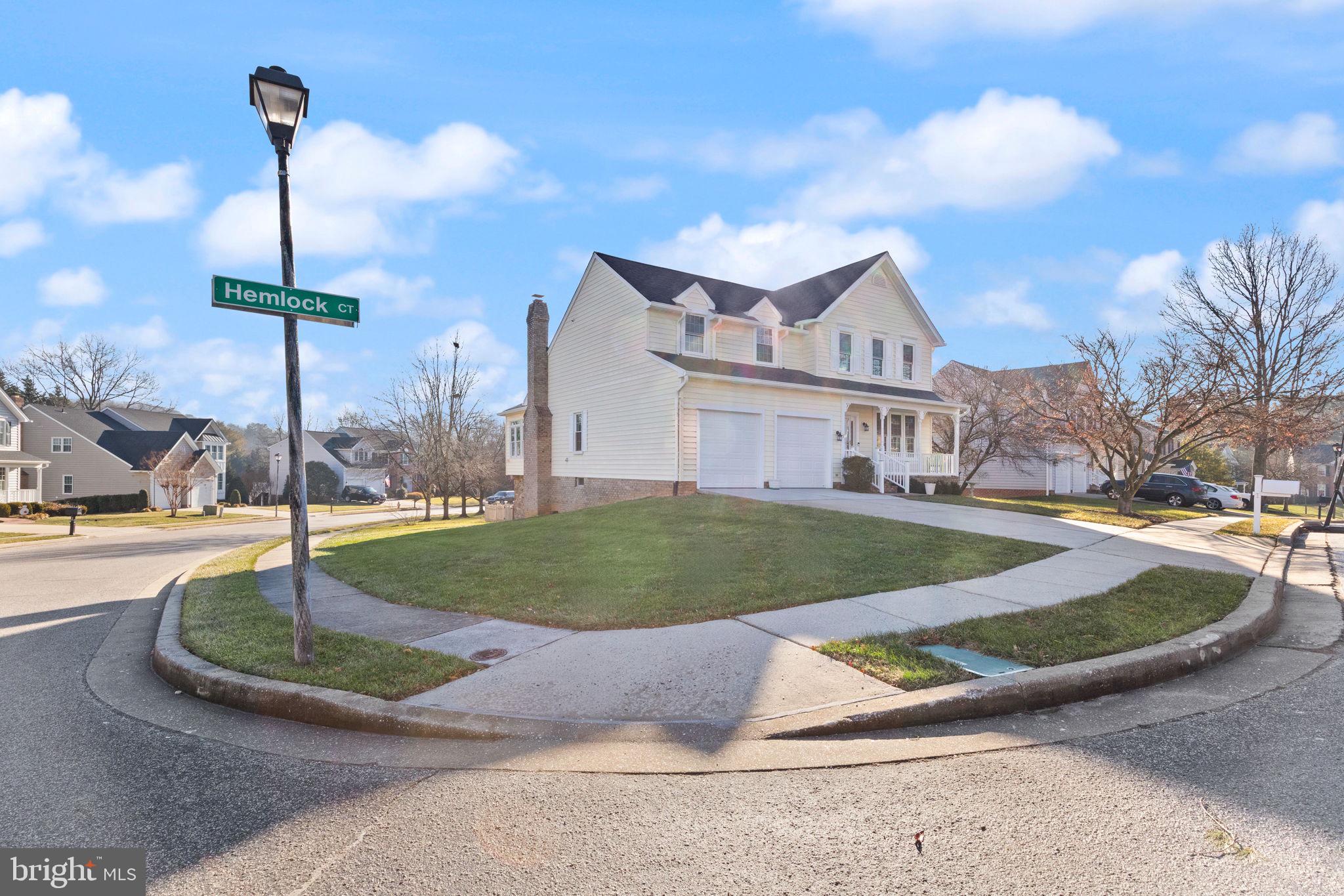 HUNTERS RUN - Residential