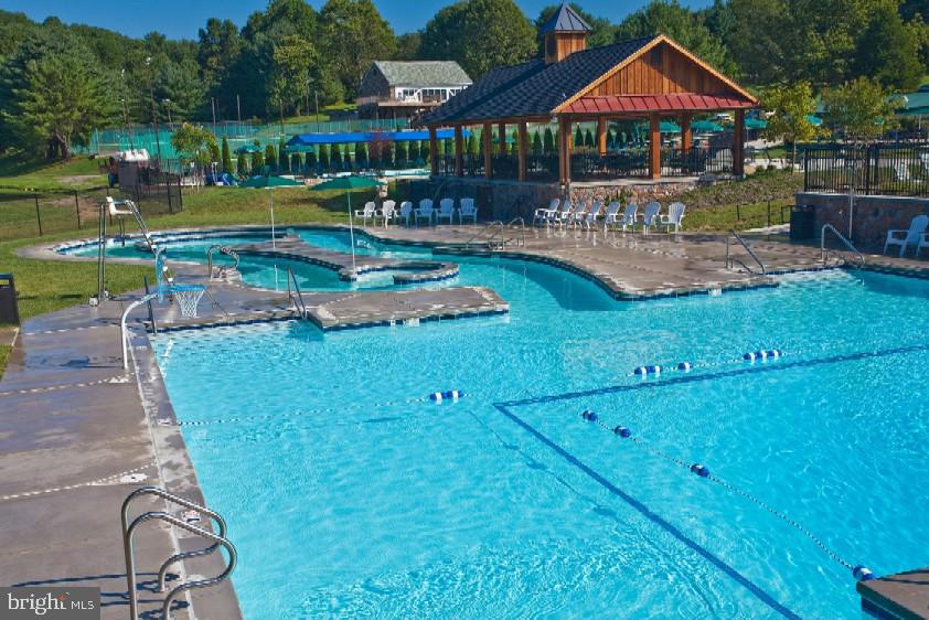 VALLEYBROOK - Residential