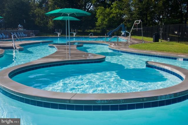 VALLEYBROOK - Residential