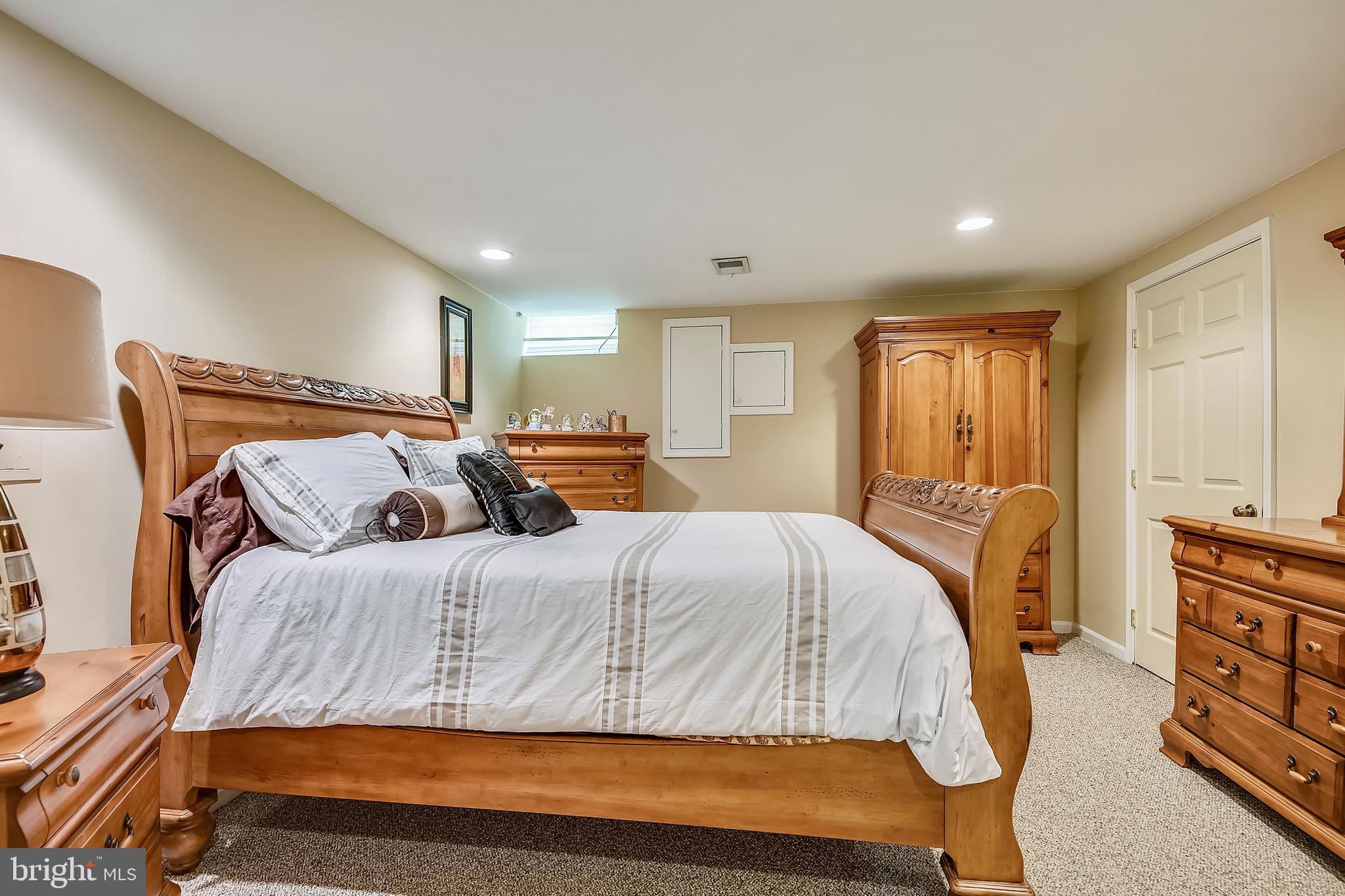 SUNNYFIELD ESTATES - Residential