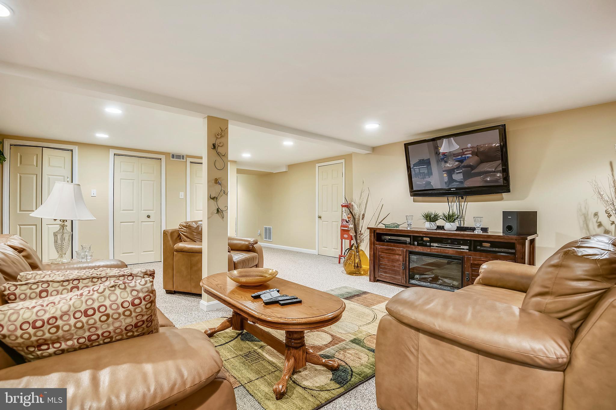 SUNNYFIELD ESTATES - Residential