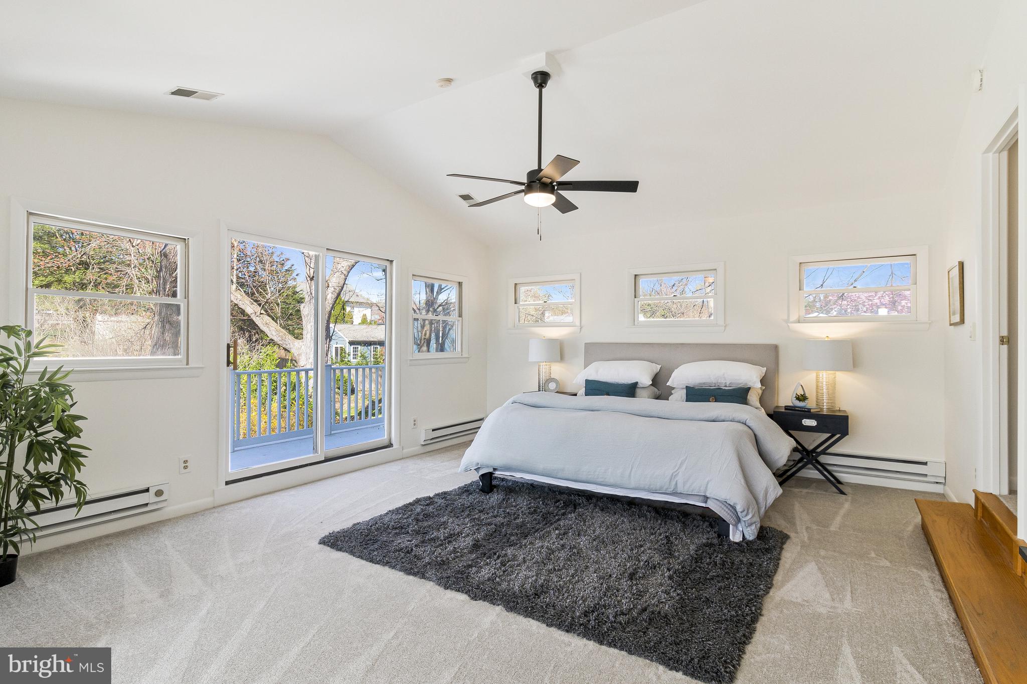 OVER LEE KNOLLS - Residential