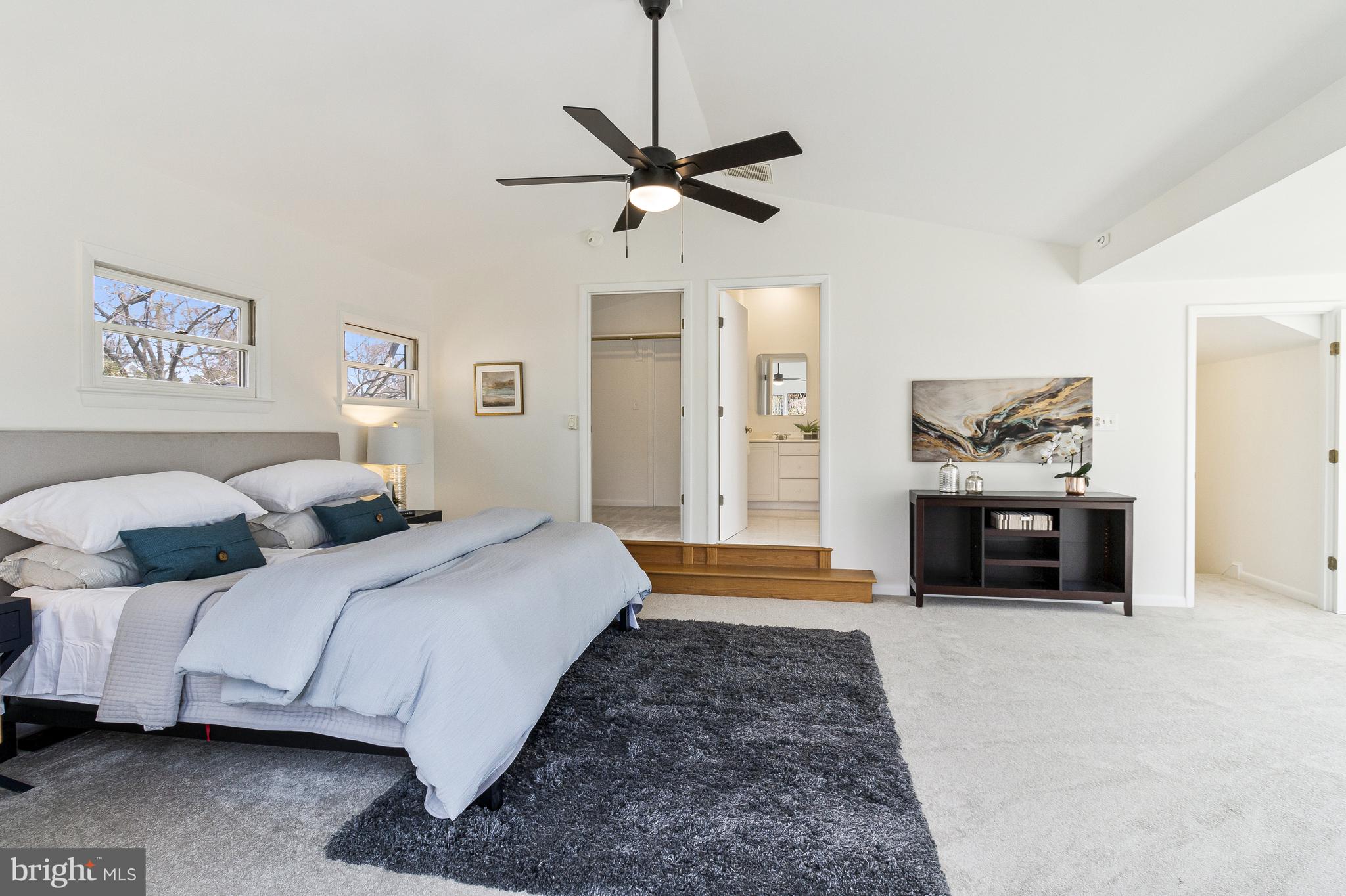 OVER LEE KNOLLS - Residential