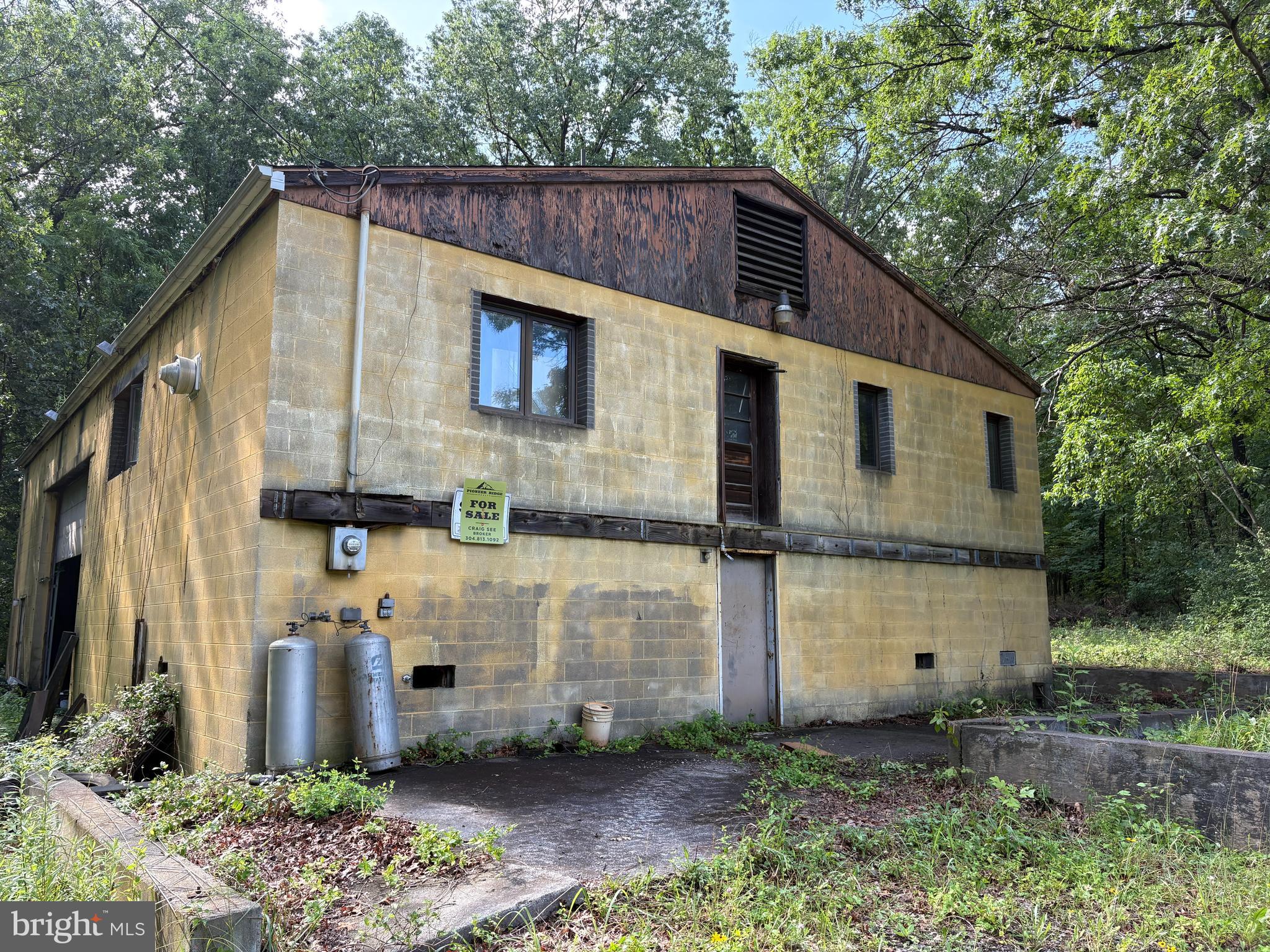 NONE AVAILABLE - Land