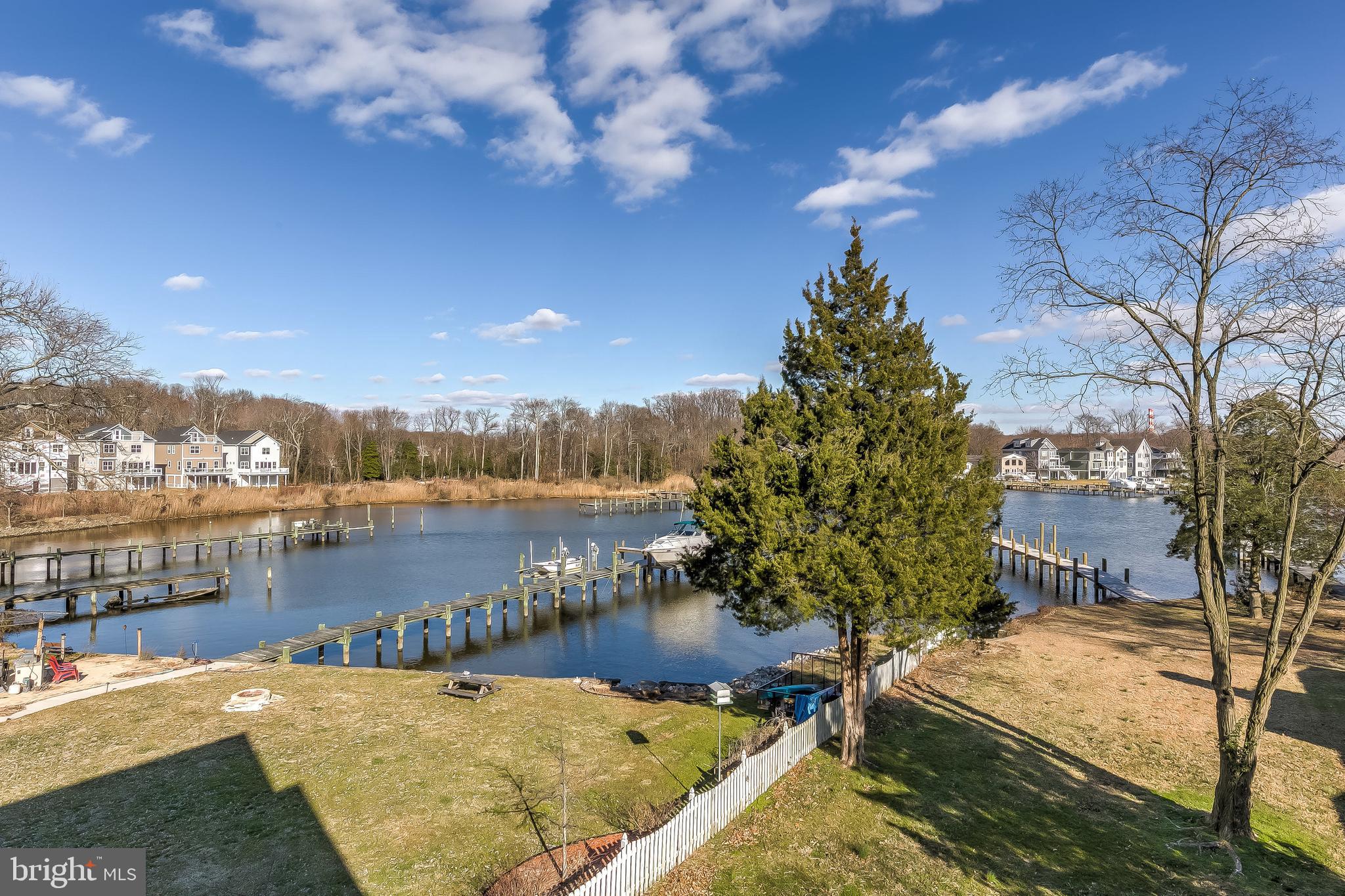 BOWLEYS QUARTERS - Residential