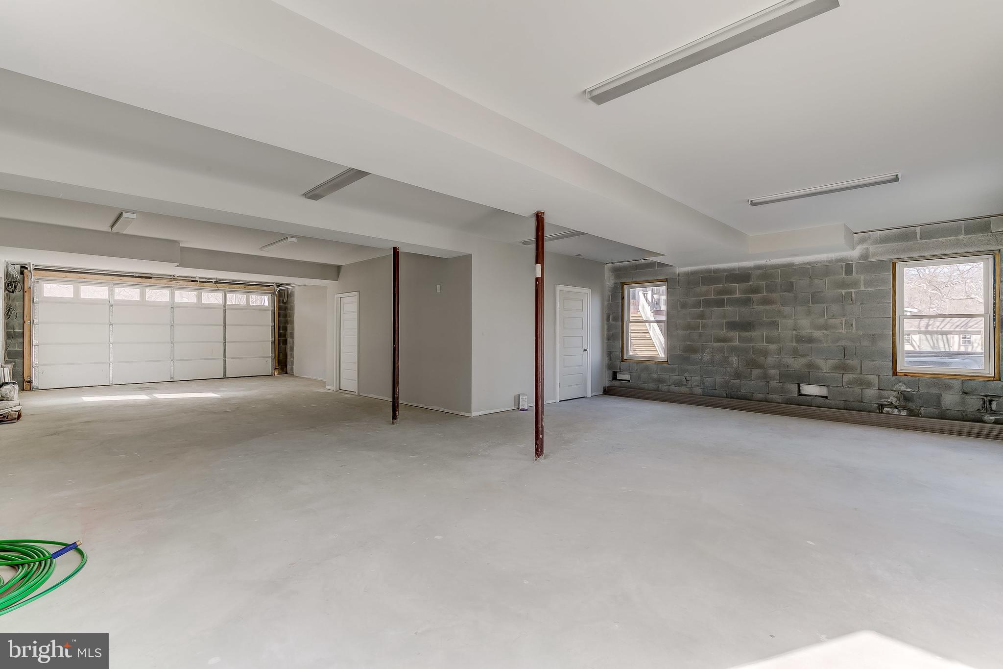 BOWLEYS QUARTERS - Residential