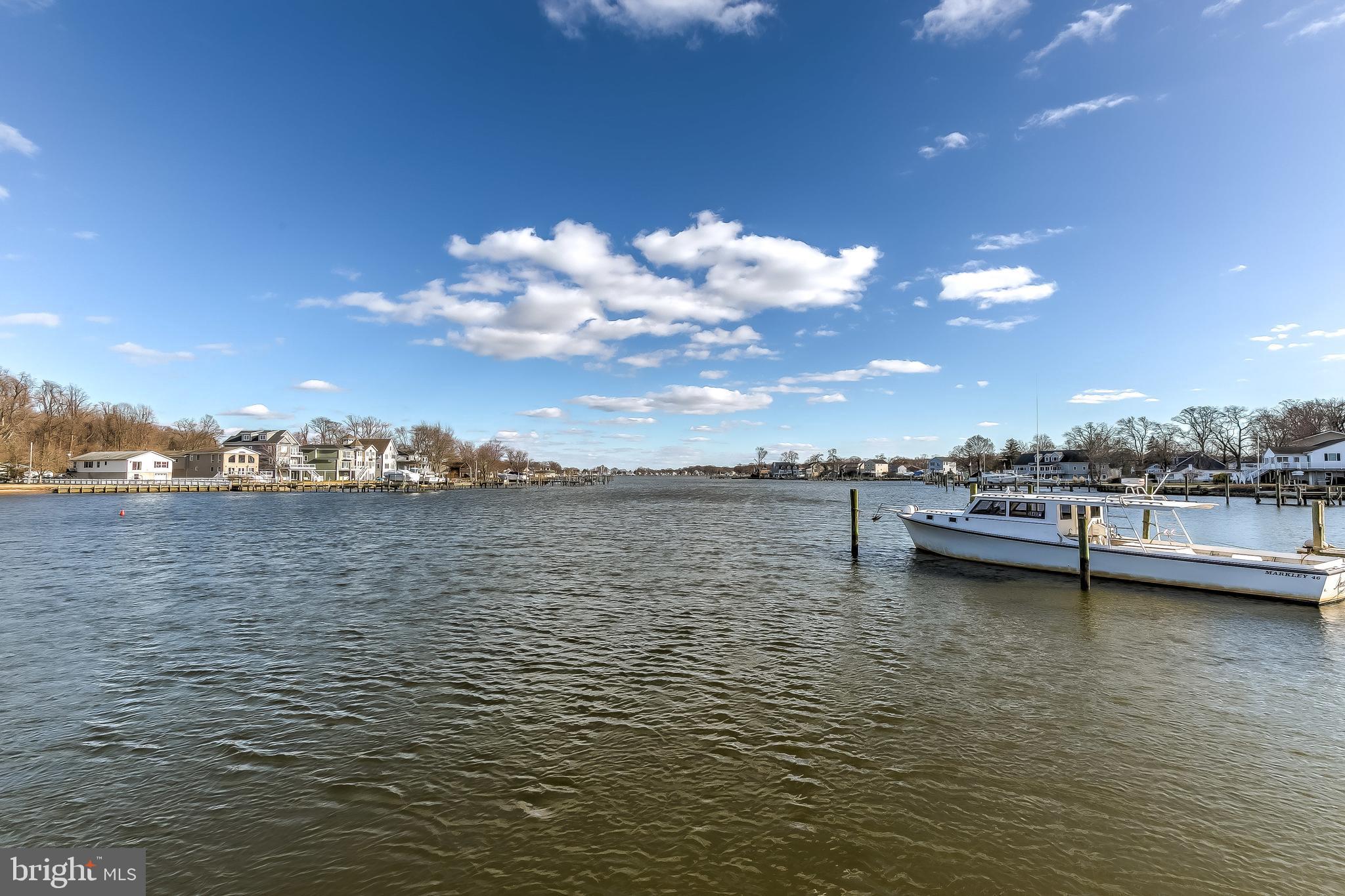 BOWLEYS QUARTERS - Residential