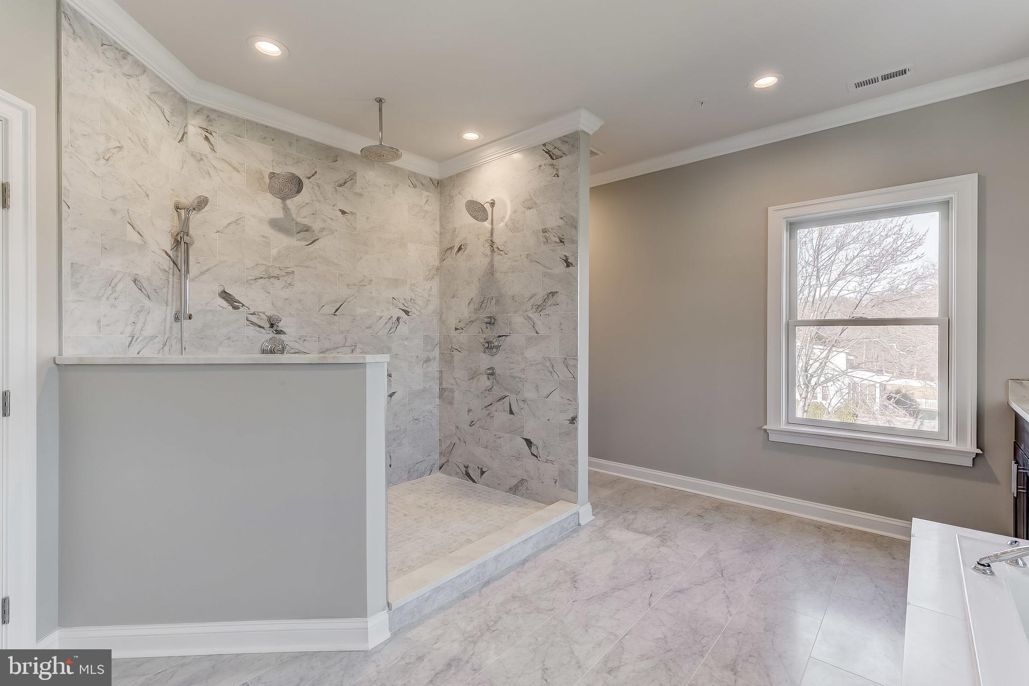 BOWLEYS QUARTERS - Residential