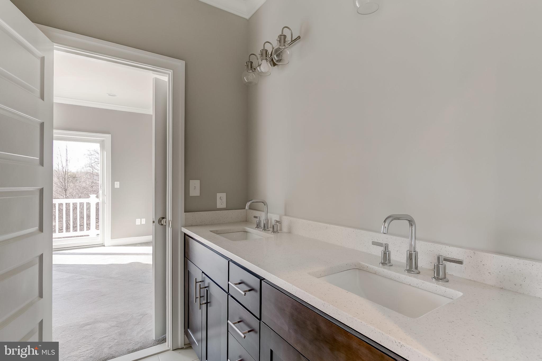 BOWLEYS QUARTERS - Residential