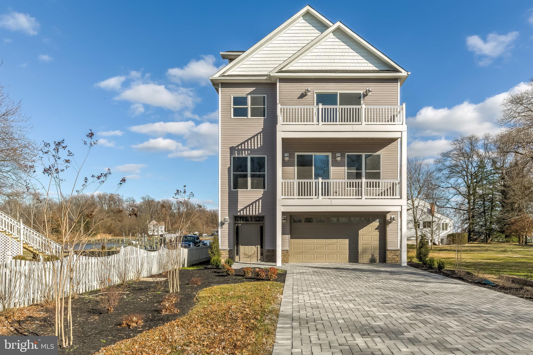 BOWLEYS QUARTERS - Residential