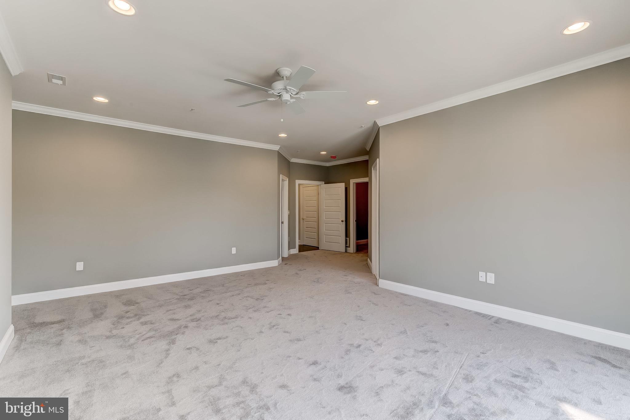 BOWLEYS QUARTERS - Residential